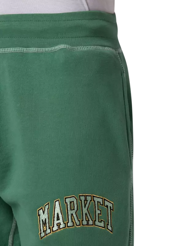 بنطال رياضي مزين بغرز ثلاثية