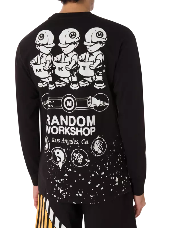 تيشيرت بأكمام طويلة ونقشة مربعات