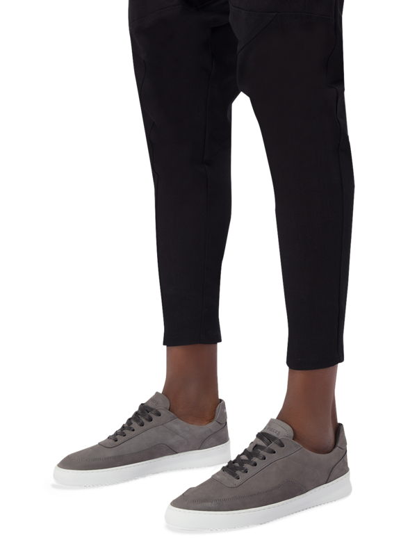 Mondo 2.0 Ripple Nubuck Shark Sneakers