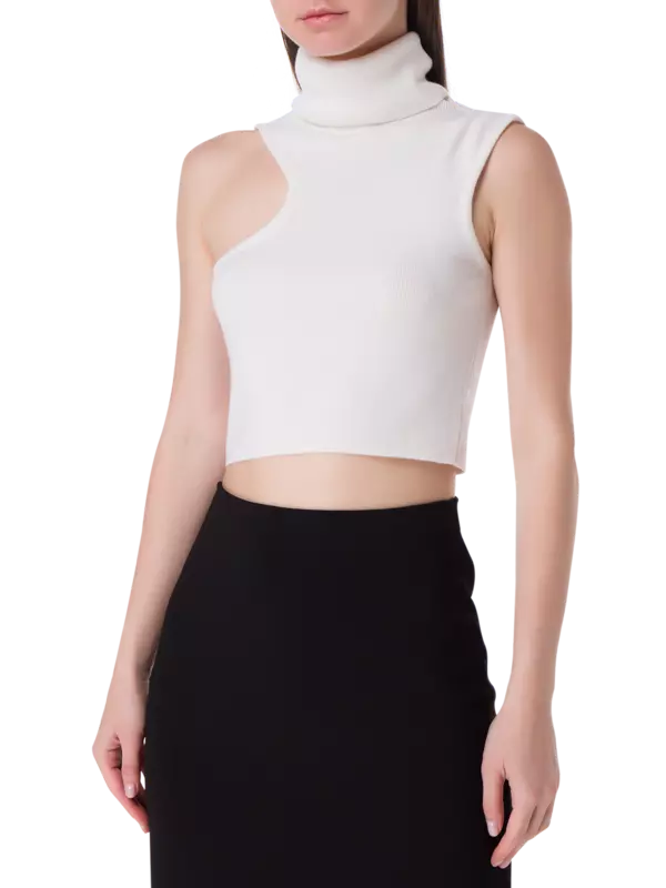 بلوزة ميليتا