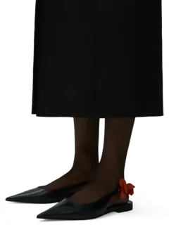 حذاء مسطح بحزام حول الكاحل مزين بوردة