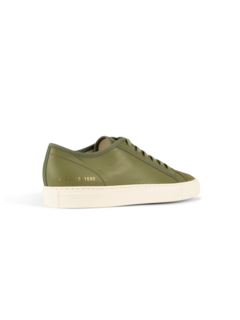 TOURNAMENT LOW TOP SNEAKER