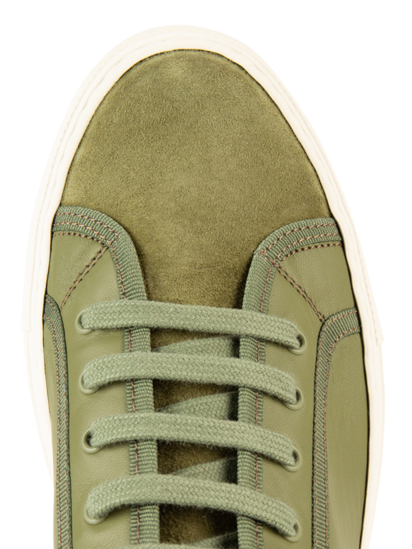 TOURNAMENT LOW TOP SNEAKER