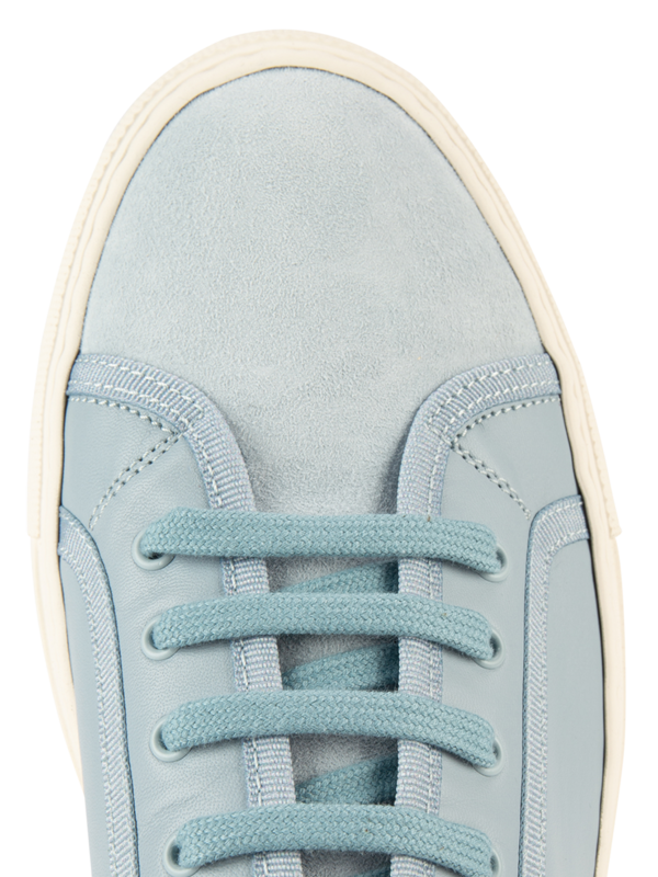 TOURNAMENT LOW TOP SNEAKER