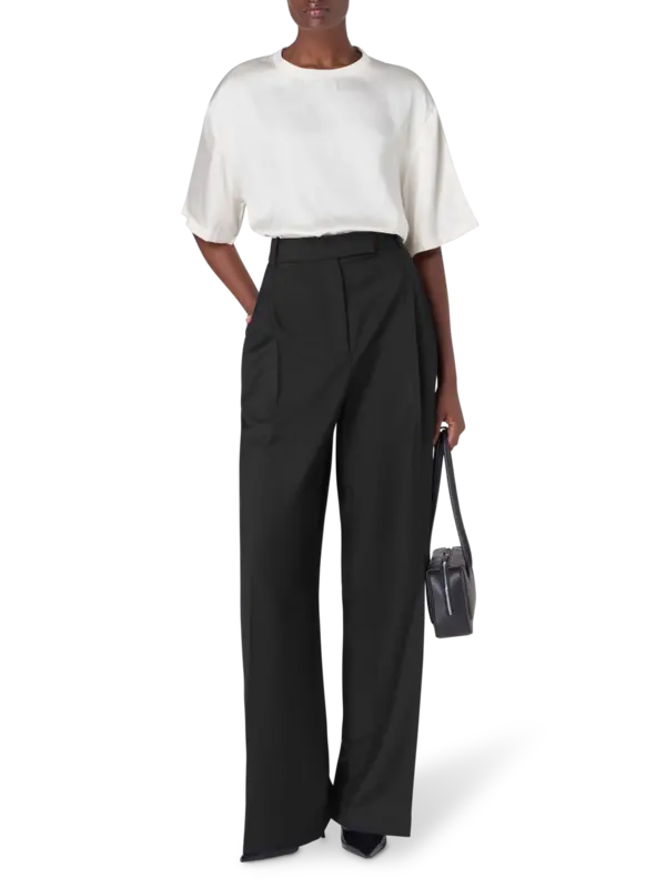 /original/416-30-122_ROHE_001 Black_2.png_convert-600x800