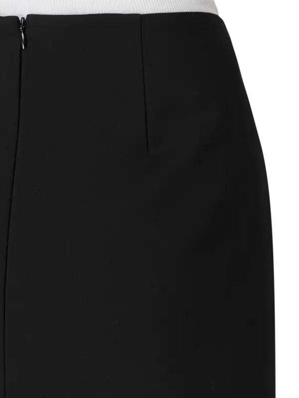 /original/416-32-099_ROHE_001 Black_6.png_convert-600x800