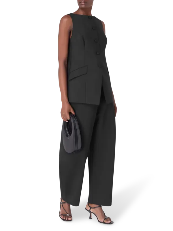 /original/417-20-054_ROHE_001 Black_2.png_convert-600x800