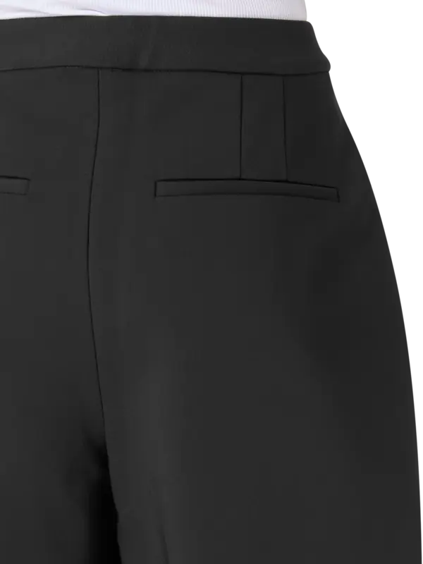 /original/417-30-123_ROHE_001 Black_5.png_convert-600x800