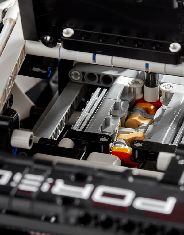 /original/42096-LEGO_00_10.jpg_convert-600x800