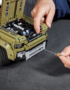 /original/42110-LEGO_00_10.jpg_convert-240x320