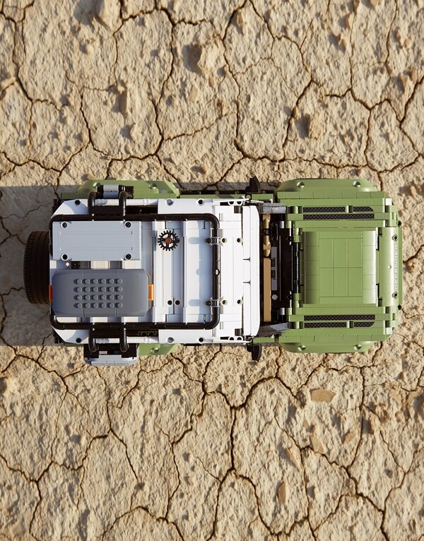 /original/42110-LEGO_00_14.jpg_convert-600x800