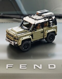 /original/42110-LEGO_00_17.jpg_convert-240x320