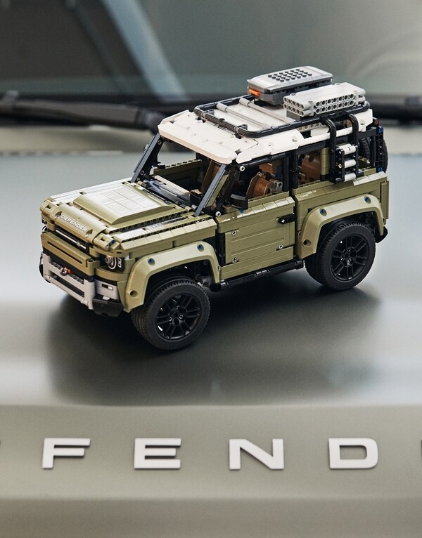 /original/42110-LEGO_00_17.jpg_convert-600x800