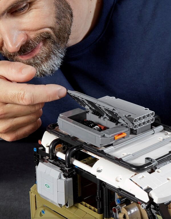 /original/42110-LEGO_00_8.jpg_convert-600x800