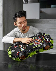 /original/42115-LEGO_00_23.jpg_convert-240x320