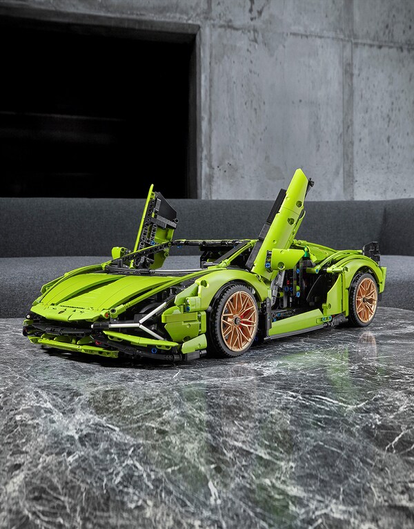 /original/42115-LEGO_00_25.jpg_convert-600x800