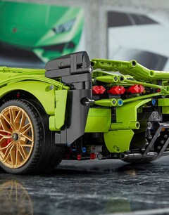 /original/42115-LEGO_00_30.jpg_convert-240x320