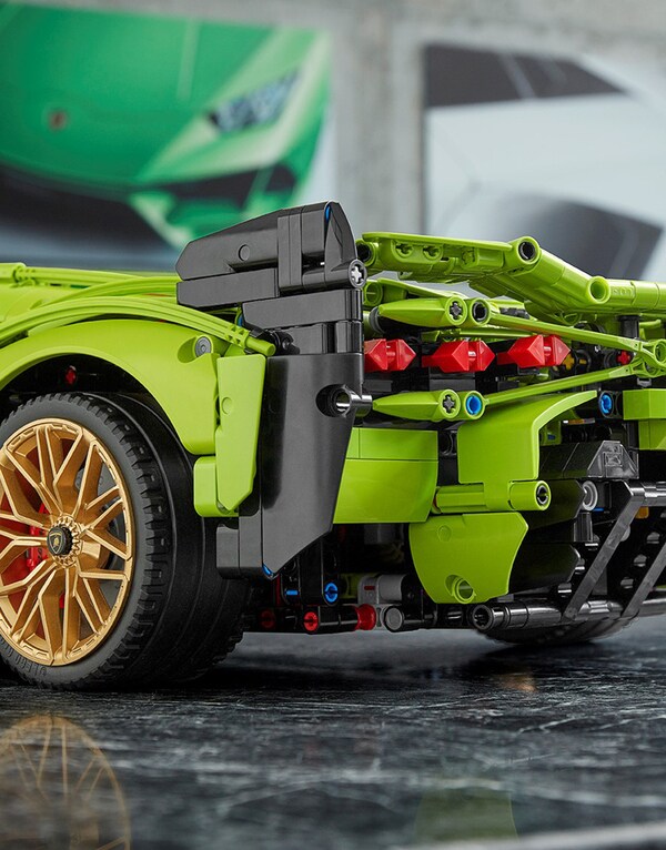 /original/42115-LEGO_00_30.jpg_convert-600x800