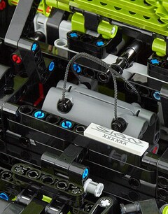 /original/42115-LEGO_00_32.jpg_convert-240x320