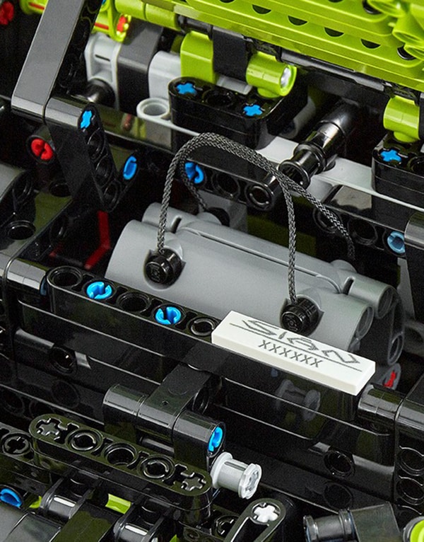 /original/42115-LEGO_00_32.jpg_convert-600x800