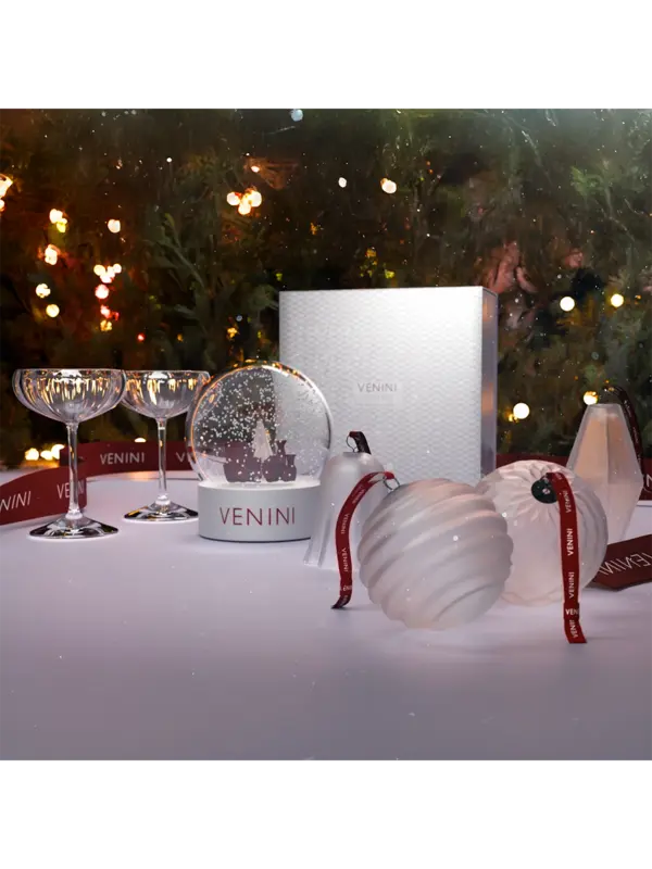 /original/4523_VENI_White_2.png_convert-600x800