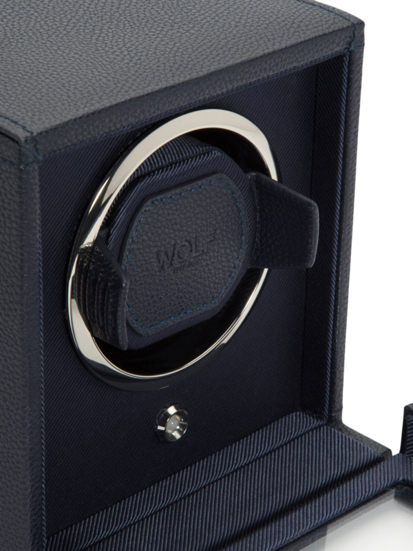 /original/461192_WOLF_NAVY_6.png_convert-600x800