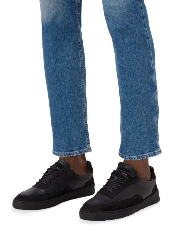 Mondo Decon Sneakers