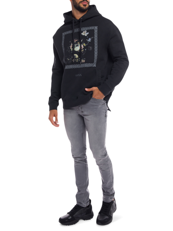 Black sweatshirt