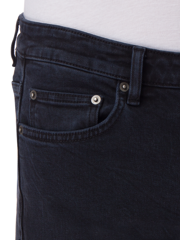 Straight Leg Fit Jeans