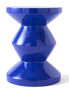 كرسي بتصميم متعرج