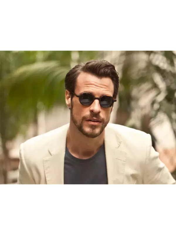 /original/5285_LGR_BlaYelPhot_2.png_convert-600x800