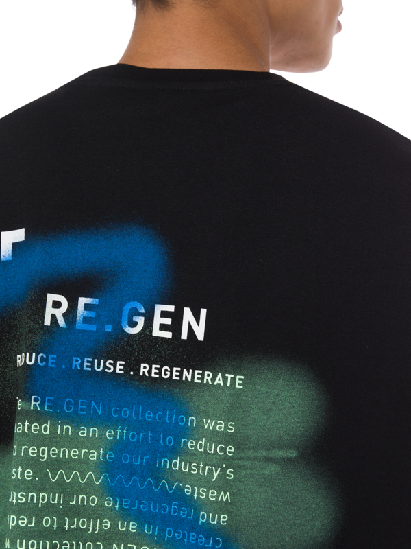 RE.Gen Boxy Graphic T-Shirt