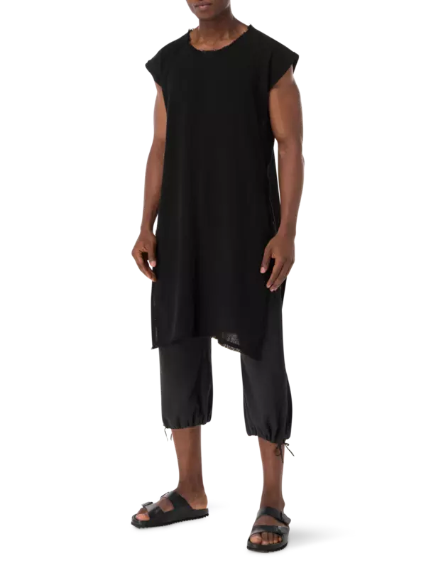 بلوزة ألومال طويلة بتصميم دائري