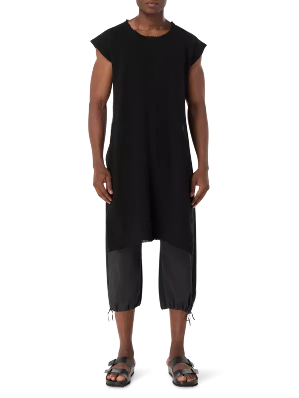 بلوزة ألومال طويلة بتصميم دائري