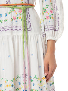 فستان جونيبر متوسط الطول بأكمام طويلة مطرز