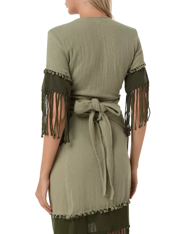 بلوزة أمارو بتصميم ملتف