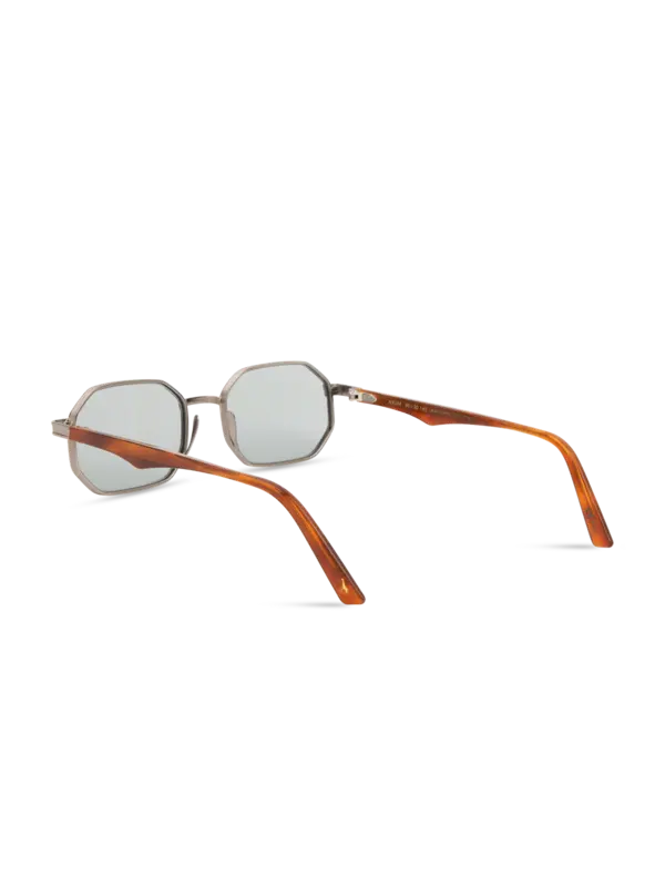 /original/6119_LGR_SilBluPhto_3.png_convert-600x800