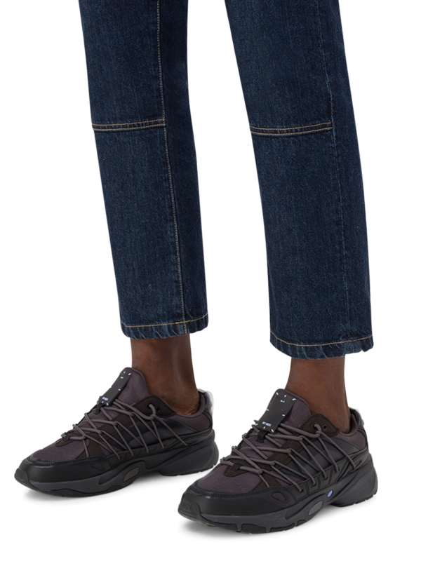 BR7 Aratana Sneakers