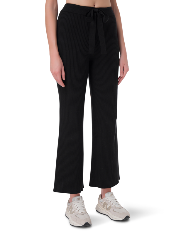 /original/810_LIVE_BLACK A1_2.png_convert-600x800