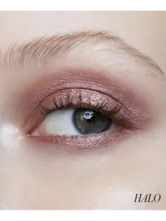 ظلال عيون آي لايتس بقوام كريمي - هالو