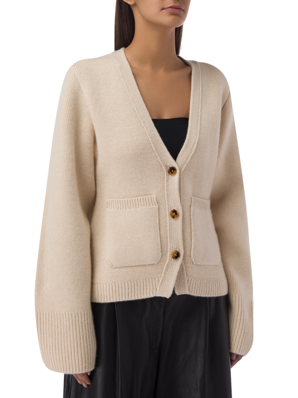 Oversized Buttoned Cardigna