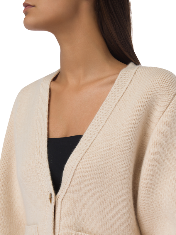 Oversized Buttoned Cardigna