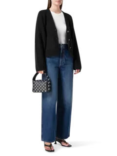 كارديجان سكارليت من الكشمير