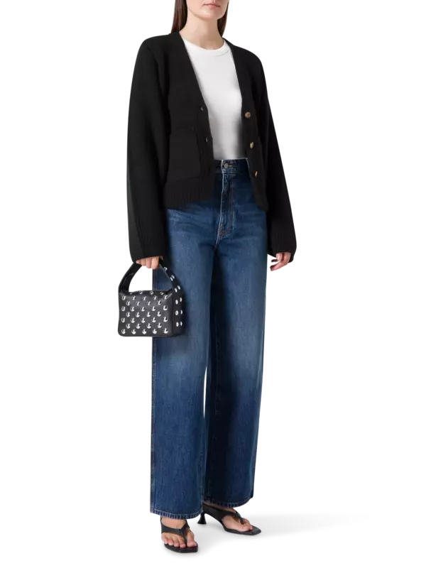 كارديجان سكارليت من الكشمير