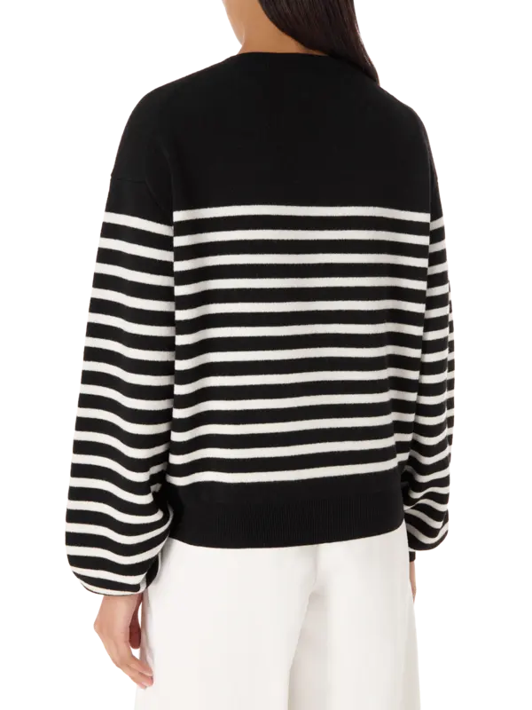 سترة فيولا مخططة