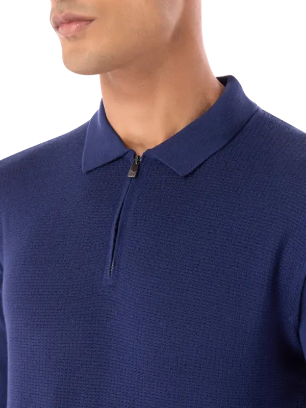 قميص بولو بأكمام طويلة وسحاب