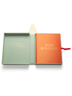 كتاب بعنوان "The Impossible Collection Of Jewelry"
