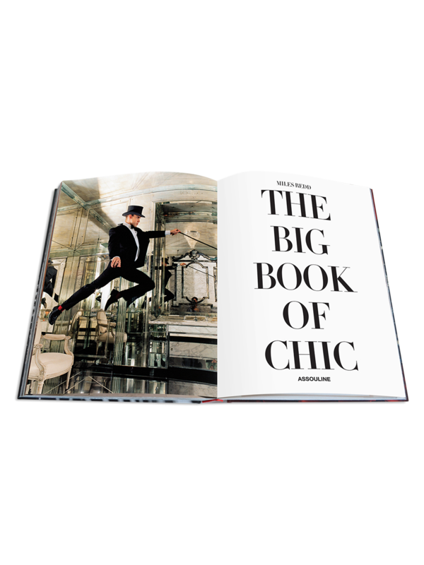 كتاب "The Big Book of Chic"