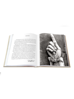 كتاب "Private Giancarlo Giammetti"