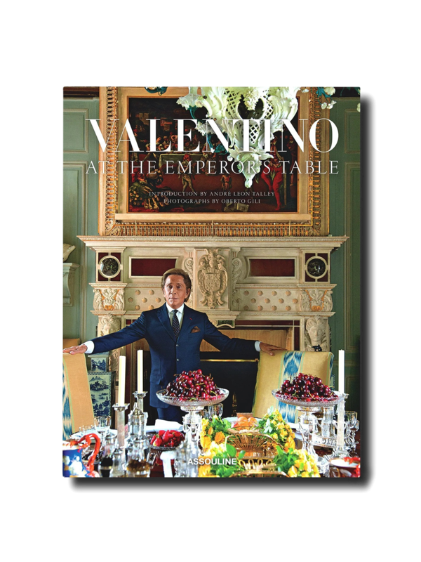 كتاب "Valentino At the Emperors Table"